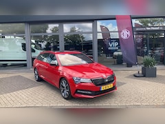Skoda Superb Combi - 1.5 TSI 150pk Aut. Sportline Business | 18.000km | Panoramadak | 19'' Velgen | Canton Soun