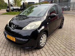 Peugeot 107 - 1.0-12V XR