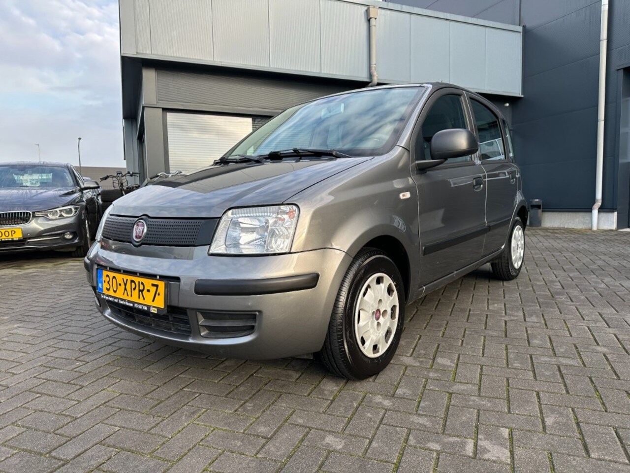 Fiat Panda - 1.2 Classic Grijs, dealer onderhouden, NAP! Airco, 5drs - AutoWereld.nl