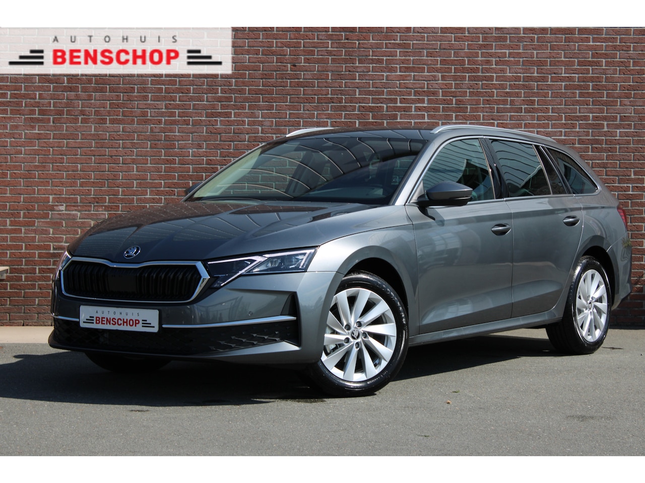 Skoda Octavia Combi - 1.5 TSI MHEV Business Edition |TREKHAAK|ACC|KEYLESS|LED-MATRIX| - AutoWereld.nl