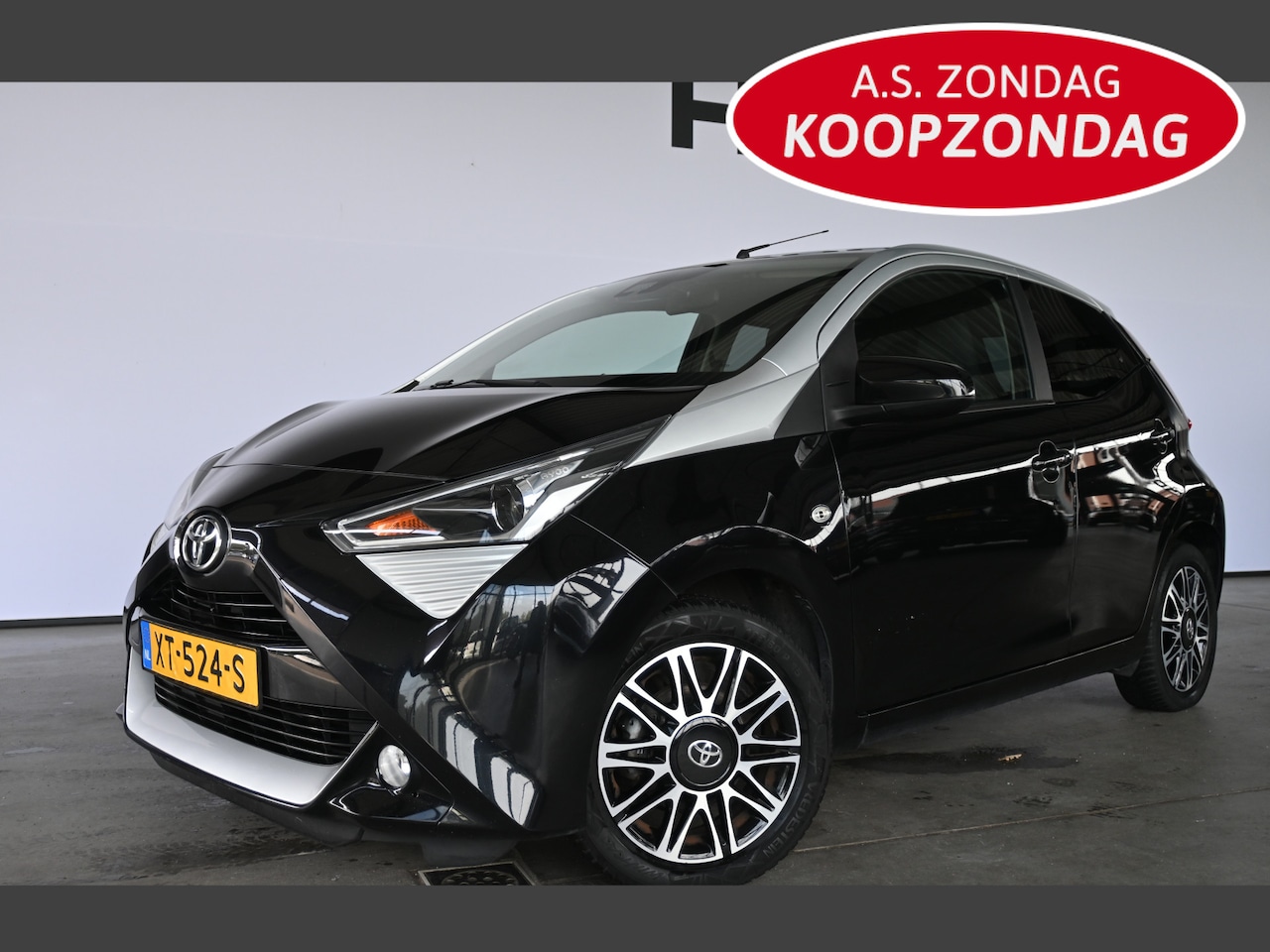 Toyota Aygo - 1.0 VVT-i x-clusiv Clima Camera LED Dealer Onderhouden! Inruil Mogelijk! - AutoWereld.nl