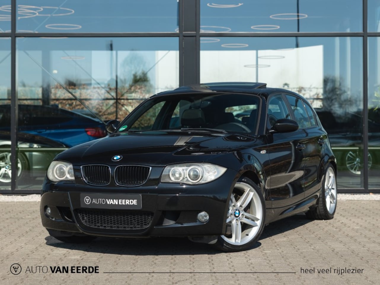 BMW 1-serie - 130i M-sport - schuifdak, 18inch, rijklaar - AutoWereld.nl