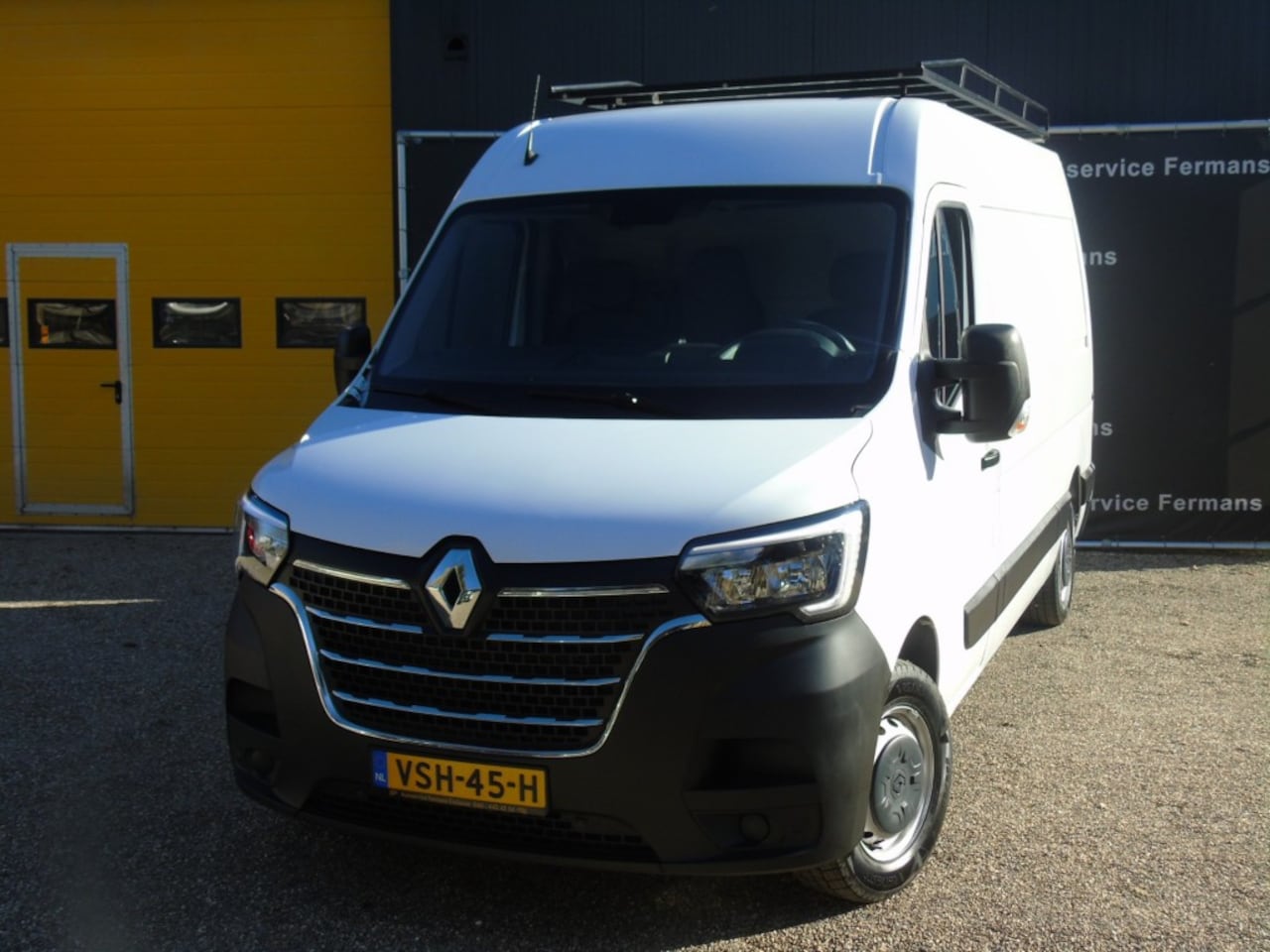 Renault Master - 2L2H - 136PK - 2022 - 68DKM - Navi - Imperial - Trekhaak - AutoWereld.nl