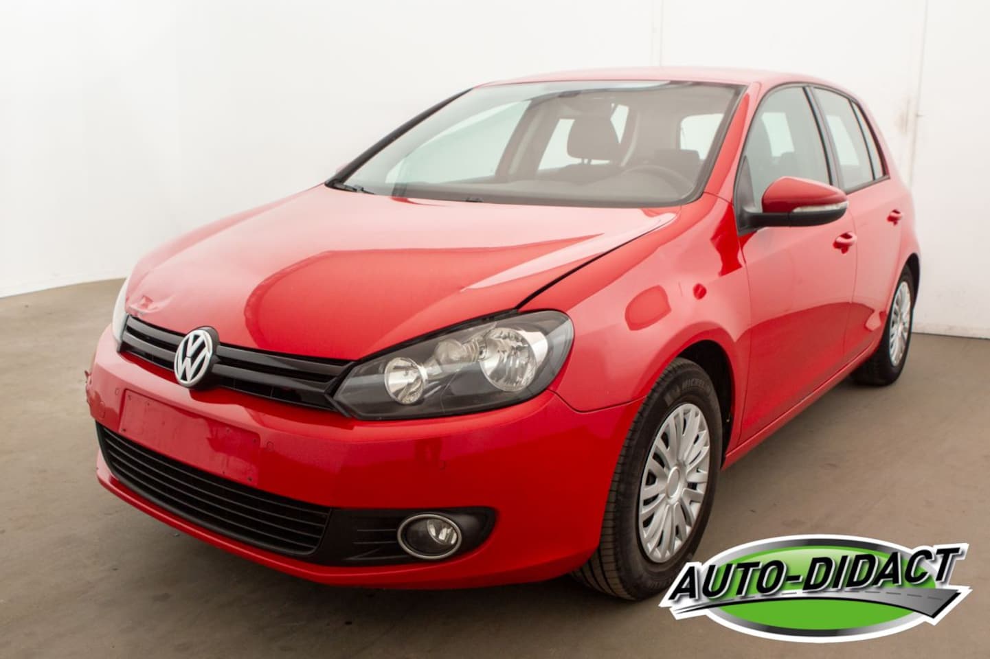 Volkswagen Golf - 1.6 TDI Automaat Clima Navi - AutoWereld.nl