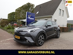 Toyota C-HR - 1.8 Hybrid Style (Keyless, Navigatie, Camera, Stoel+stoelverwarming, Trekhaak, Cruise)