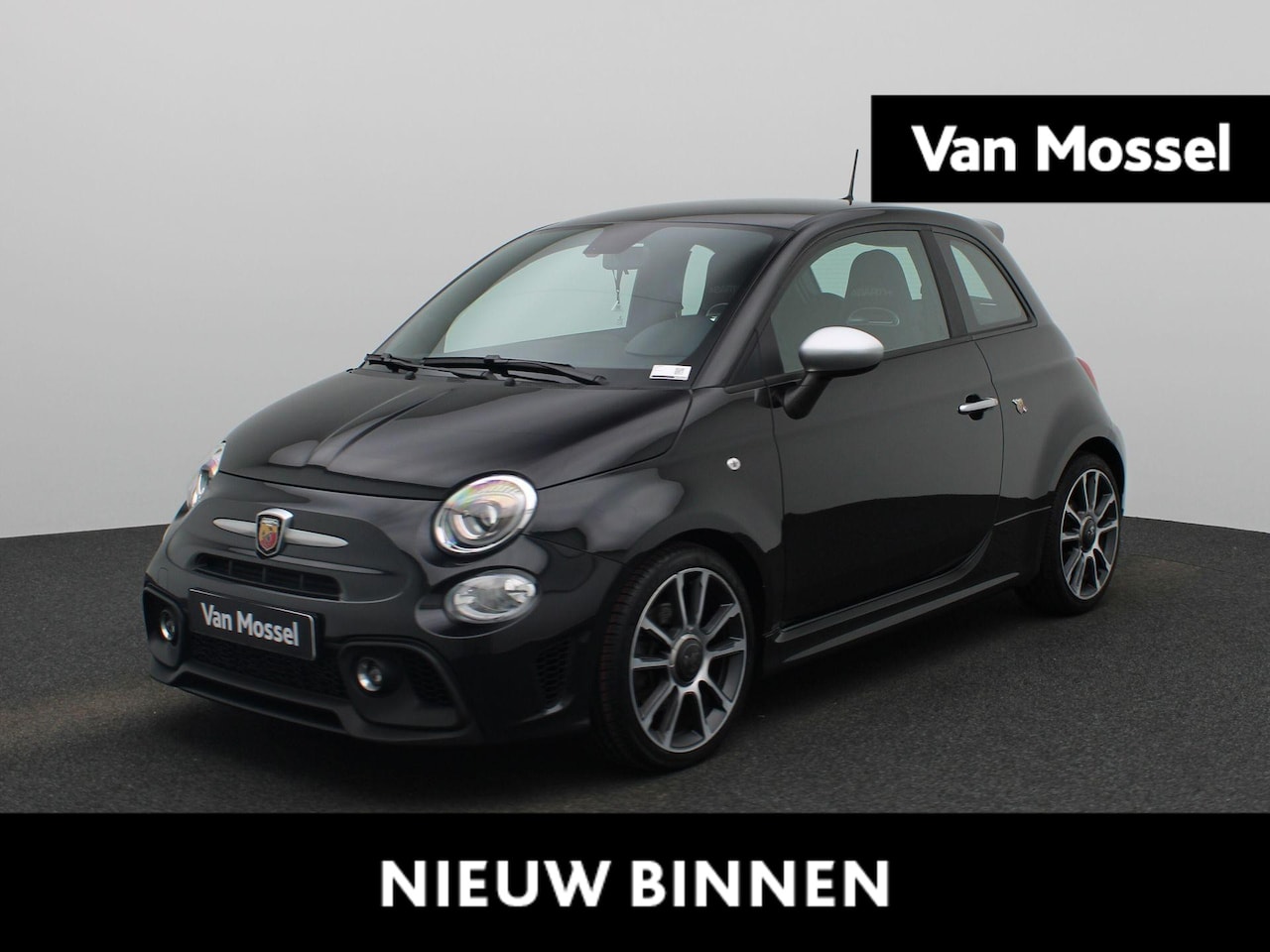 Fiat 500 Abarth - 1.4 T-Jet Turismo 595 | 165PK | Lederen Sportstoelen | 17'' Lichtmetalen Velgen | Apple Ca - AutoWereld.nl
