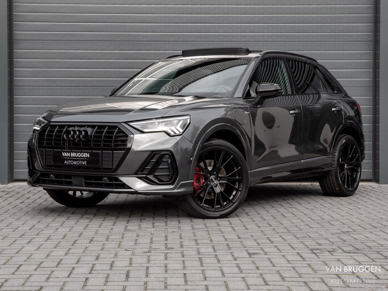 Audi Q3 - 45 TFSI E S-Line Pano SONOS 360 Sfeer ACC 20" Keyless - AutoWereld.nl