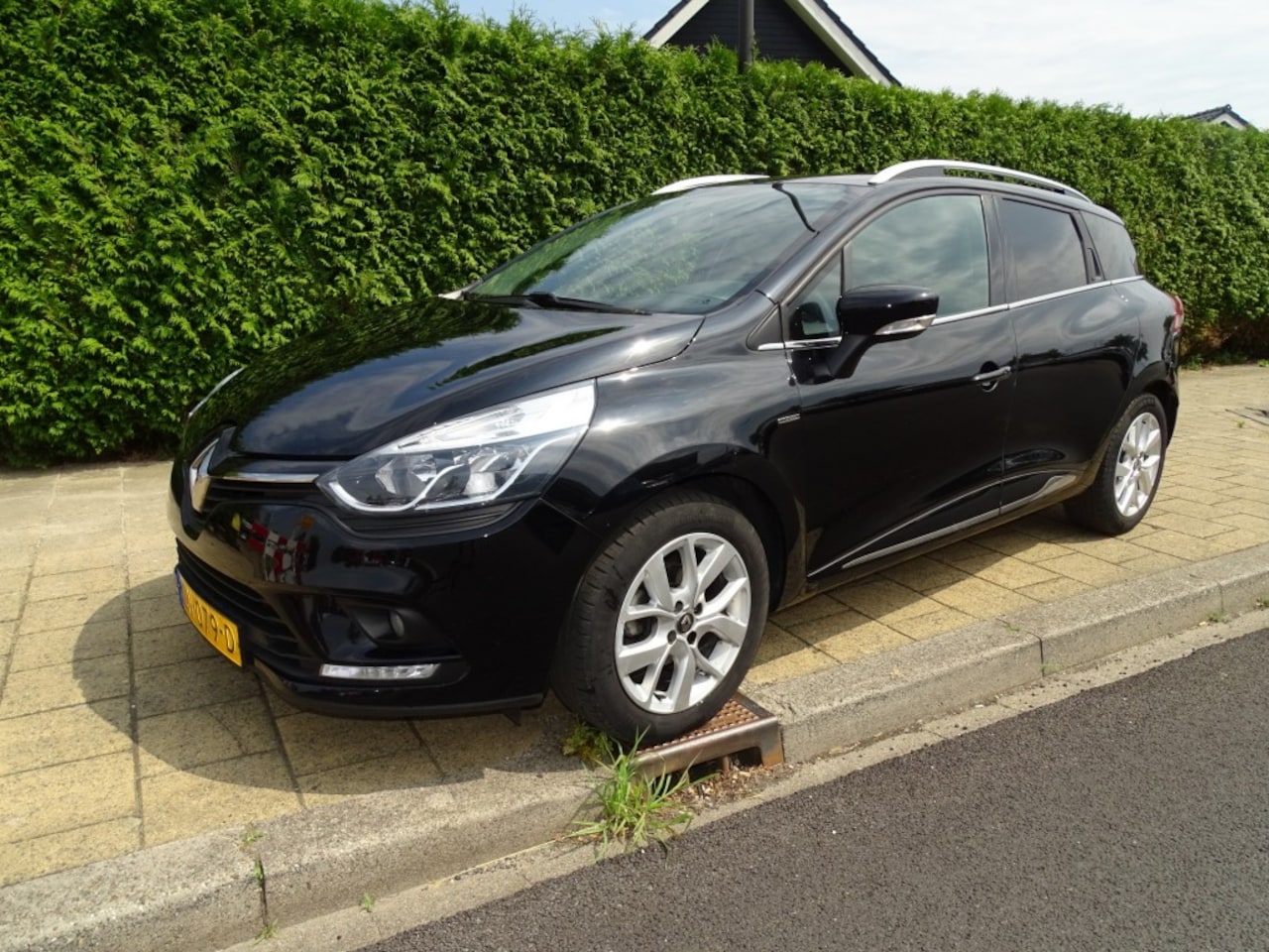 Renault Clio - 0.9 TCE LIMITED-Navi-Pdc-Cruise-Led-Usb/Blth-Led - AutoWereld.nl