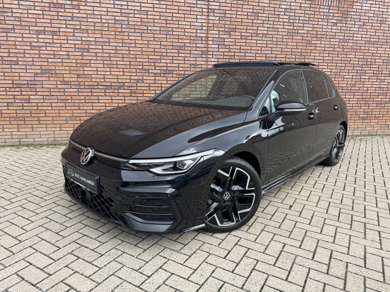 Volkswagen Golf - 1.5 TSI R-Line Edition - AutoWereld.nl