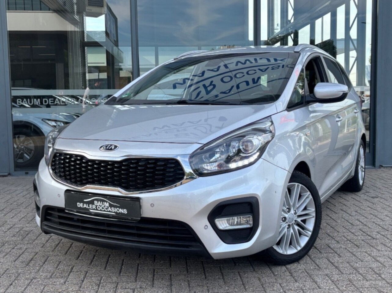 Kia Carens - 1.6 GDI DYN.PLUSL. 7PERSOON NAVI AIRCO LMV PDC-CAMERA - AutoWereld.nl