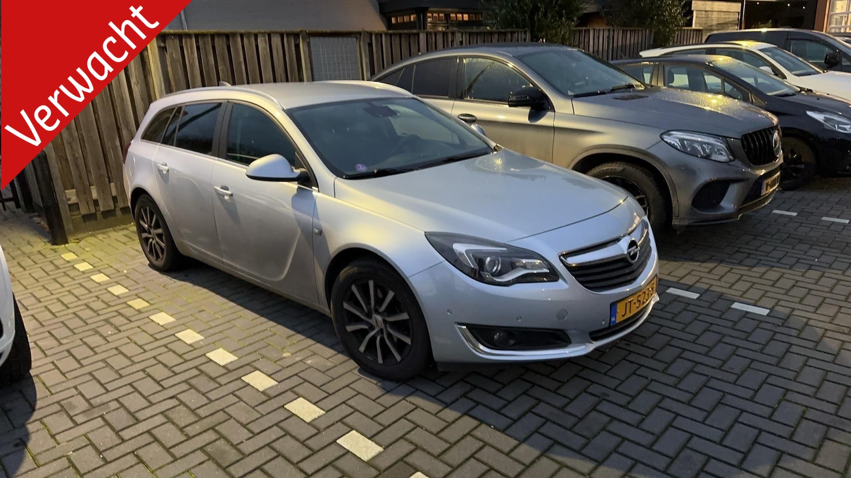 Opel Insignia Sports Tourer - 1.6 T Edition 1.6 T Edition - AutoWereld.nl