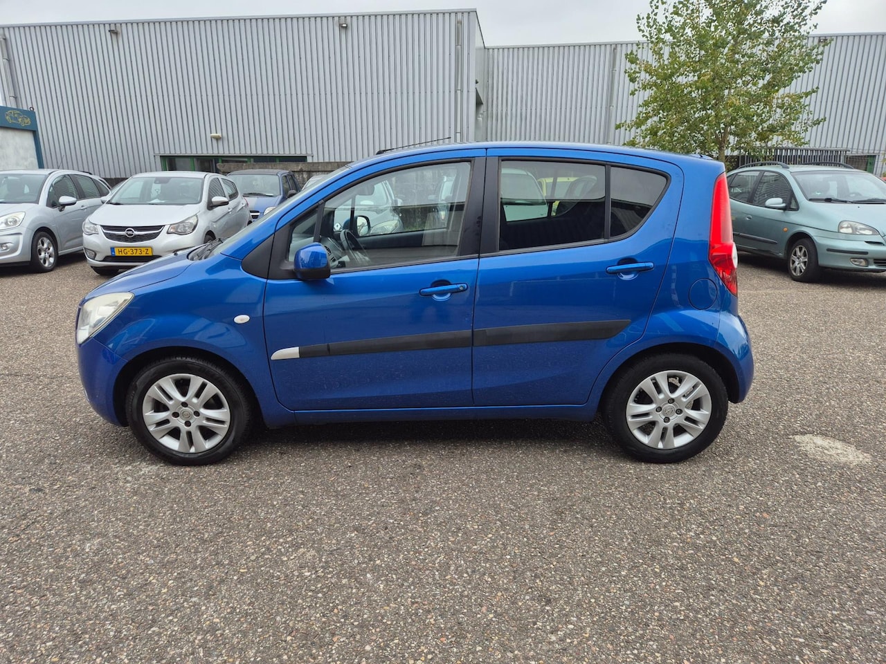 Opel Agila - 1.0 Edition .airco/ lage km stand - AutoWereld.nl