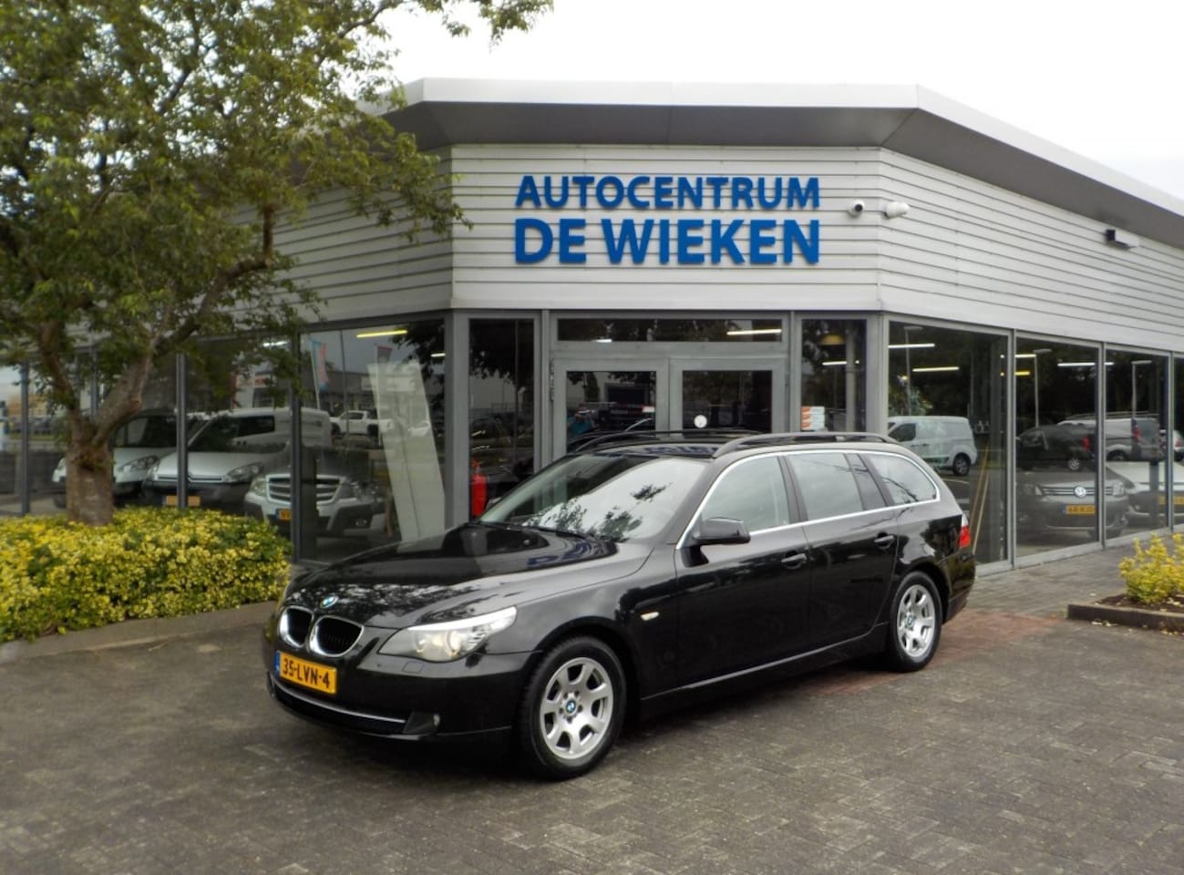 BMW 5-serie Touring - 520i TOURING BUSINESS LINE EDITION NAVI LEDEREN BEKLEDING TREKHAAK PDC CRUISE CONTROL APK - AutoWereld.nl