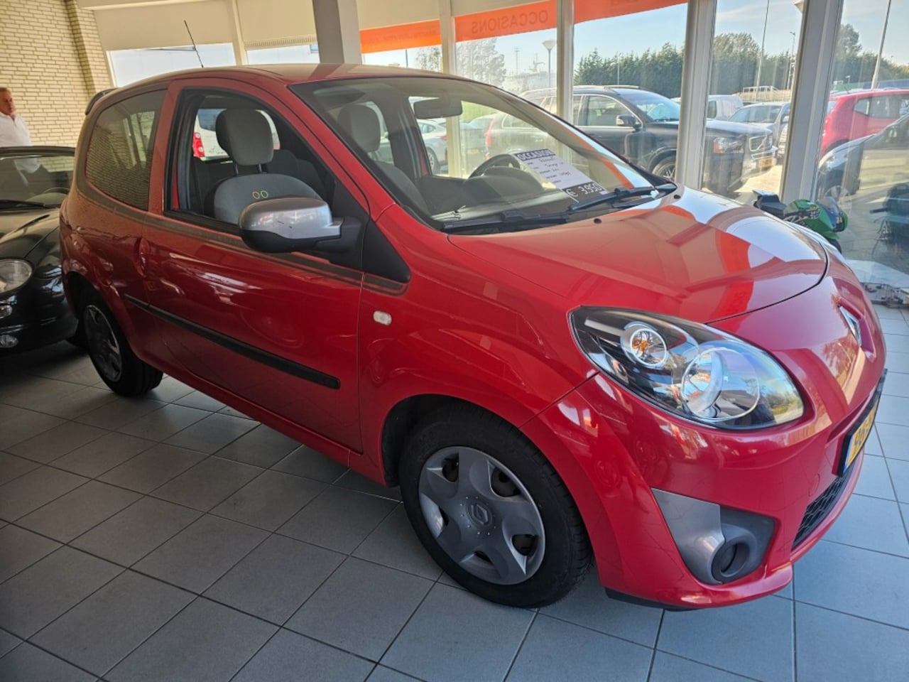 RENAULT TWINGO
