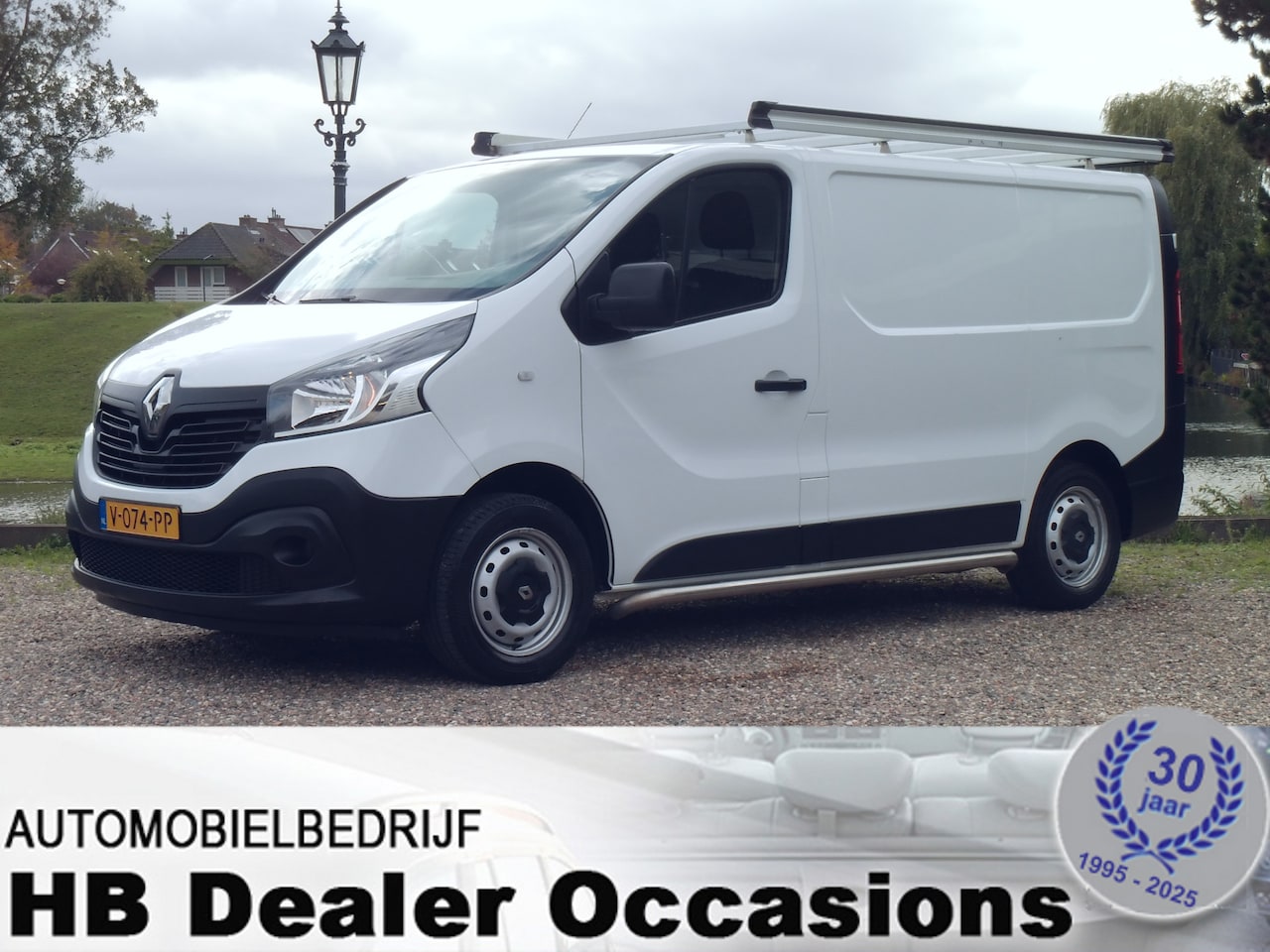 Renault Trafic - 1.6 dCi T27 L1H1 Comfort Energy - Airco - Navigatie - 6 Bak - 3 Zits - AutoWereld.nl
