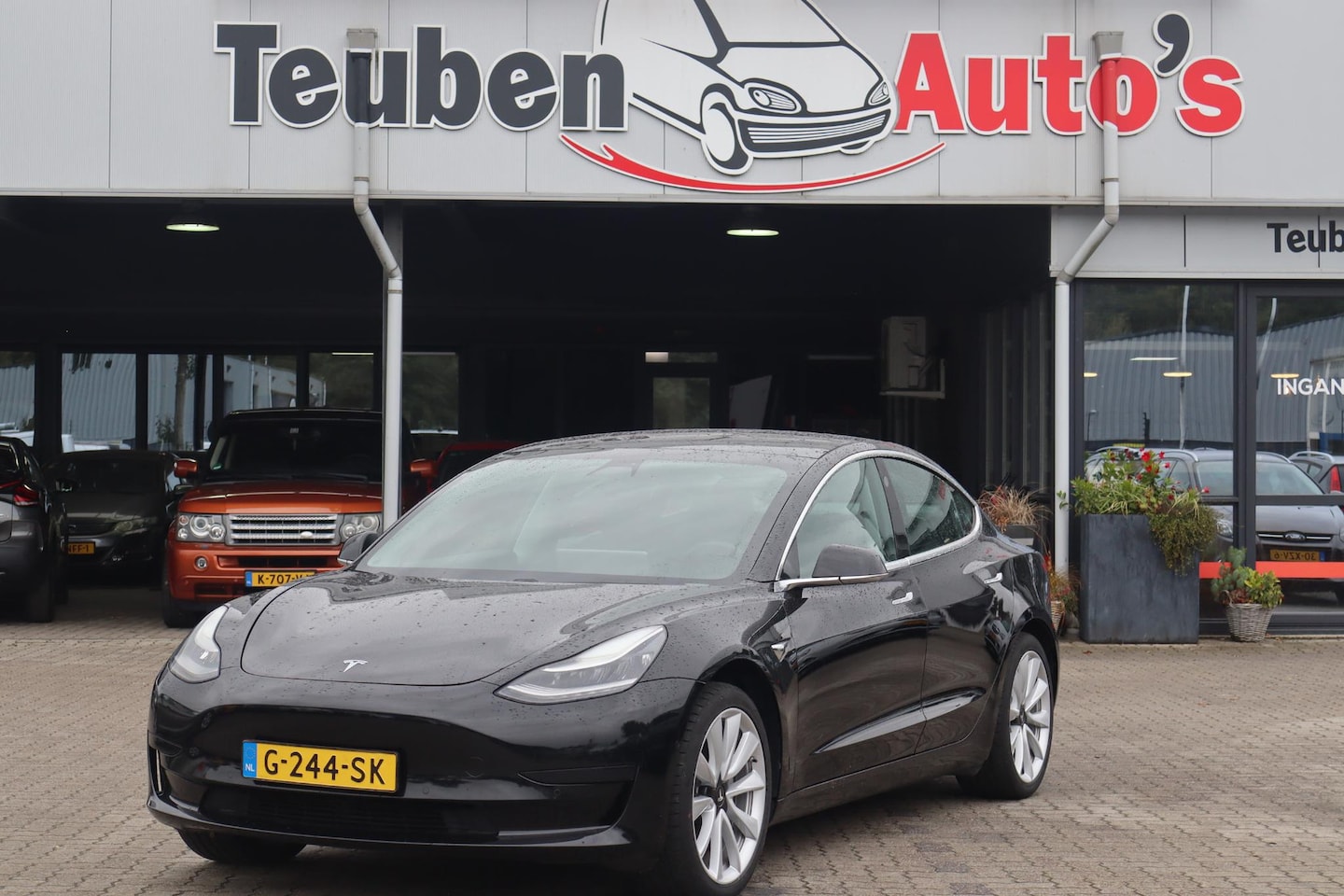 Tesla Model 3 - Standard RWD Plus 60 kWh SOH 85%, Autopilot, 360 Camera, Lederen bekleding, Panoramadak - AutoWereld.nl