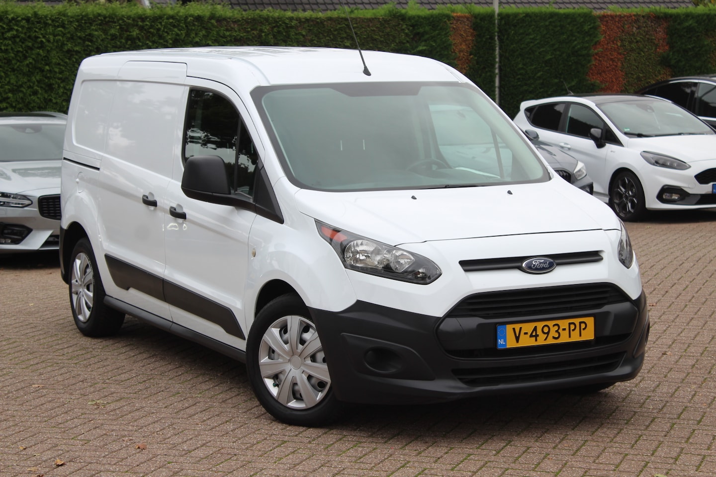 Ford Transit Connect - 1.5 TDCI L2 Economy Edition / Trekhaak / Zijschuifdeur rechts / Radio / Airco - AutoWereld.nl