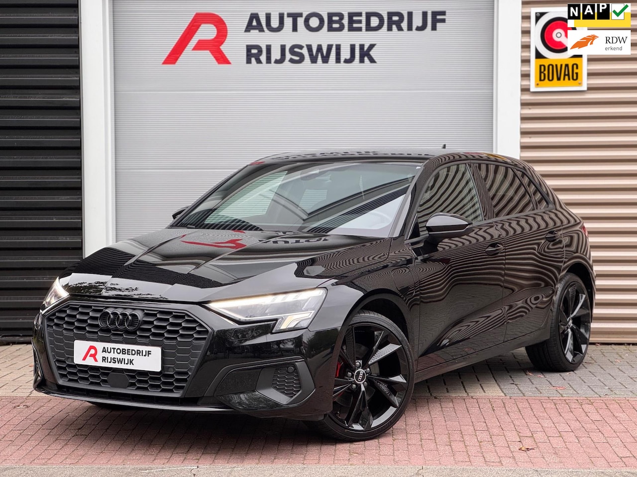 Audi A3 Sportback - 40 TFSI e Edition Matrix/Dodehoek/Keyless - AutoWereld.nl
