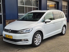 Volkswagen Touran - 1.4 TSI HIGHLINE. TREKHAAK 1500 KG. Android. Carplay. ALL IN prijs