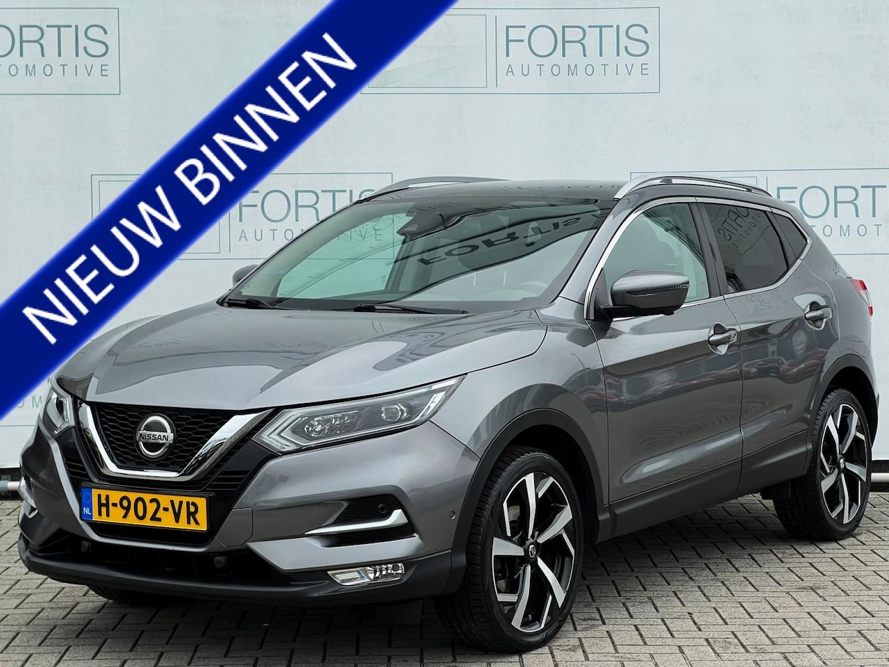 Nissan Qashqai - 1.3 DIG-T Tekna CAMERA | HALF LEDER | PANO - AutoWereld.nl