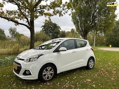 Hyundai i10 - 1.0i i-Motion Premium