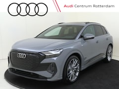 Audi Q4 e-tron - 45 quattro S Edition 82 kWh | Panoramadak | 21 inch LM velgen | Achteruitrijcamera | S-lin
