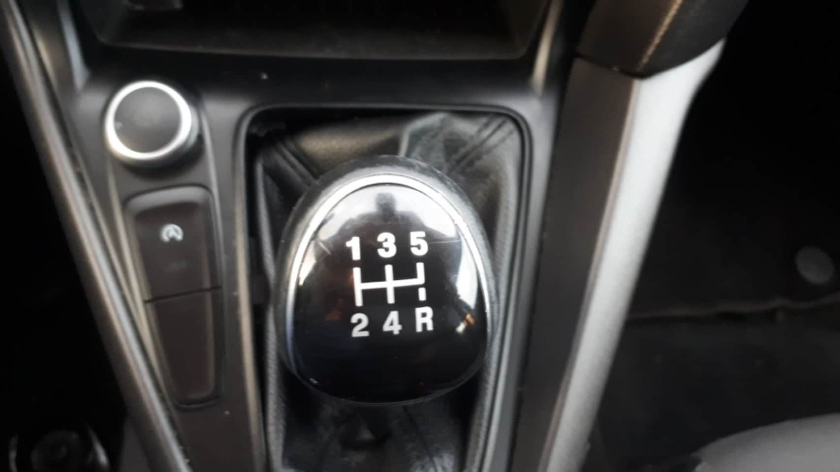 Ford Focus - 1.0 Lease Edition RADIO CD/CLIMATE/NAVI/CRUISE/CV