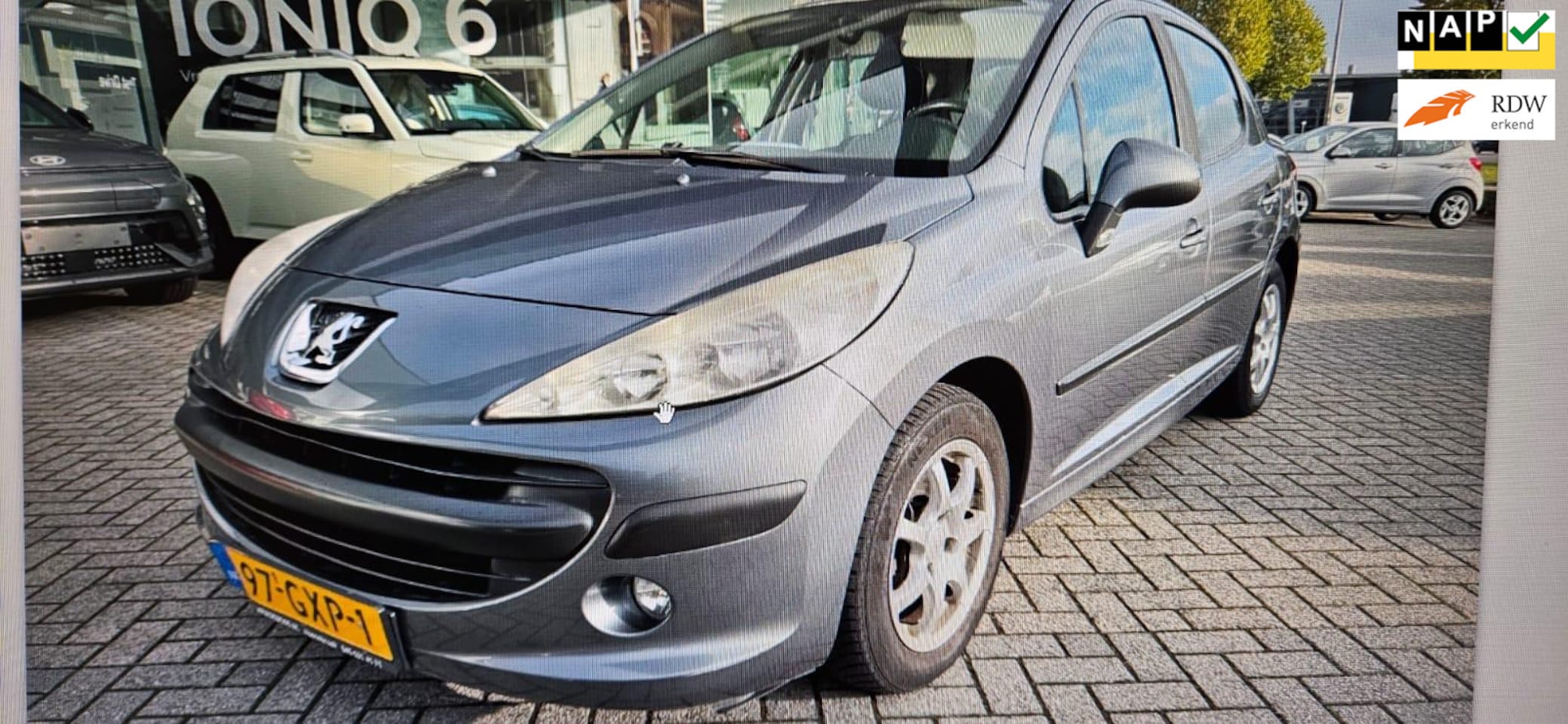 Peugeot 207 - 1.4 VTi Cool 'n Blue airco sport velgen stereo 5 deuren nette auto - AutoWereld.nl