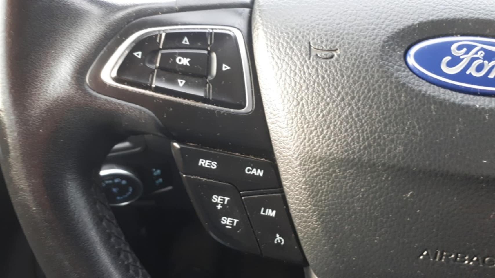 Ford Focus - 1.0 Lease Edition RADIO CD/CLIMATE/NAVI/CRUISE/CV