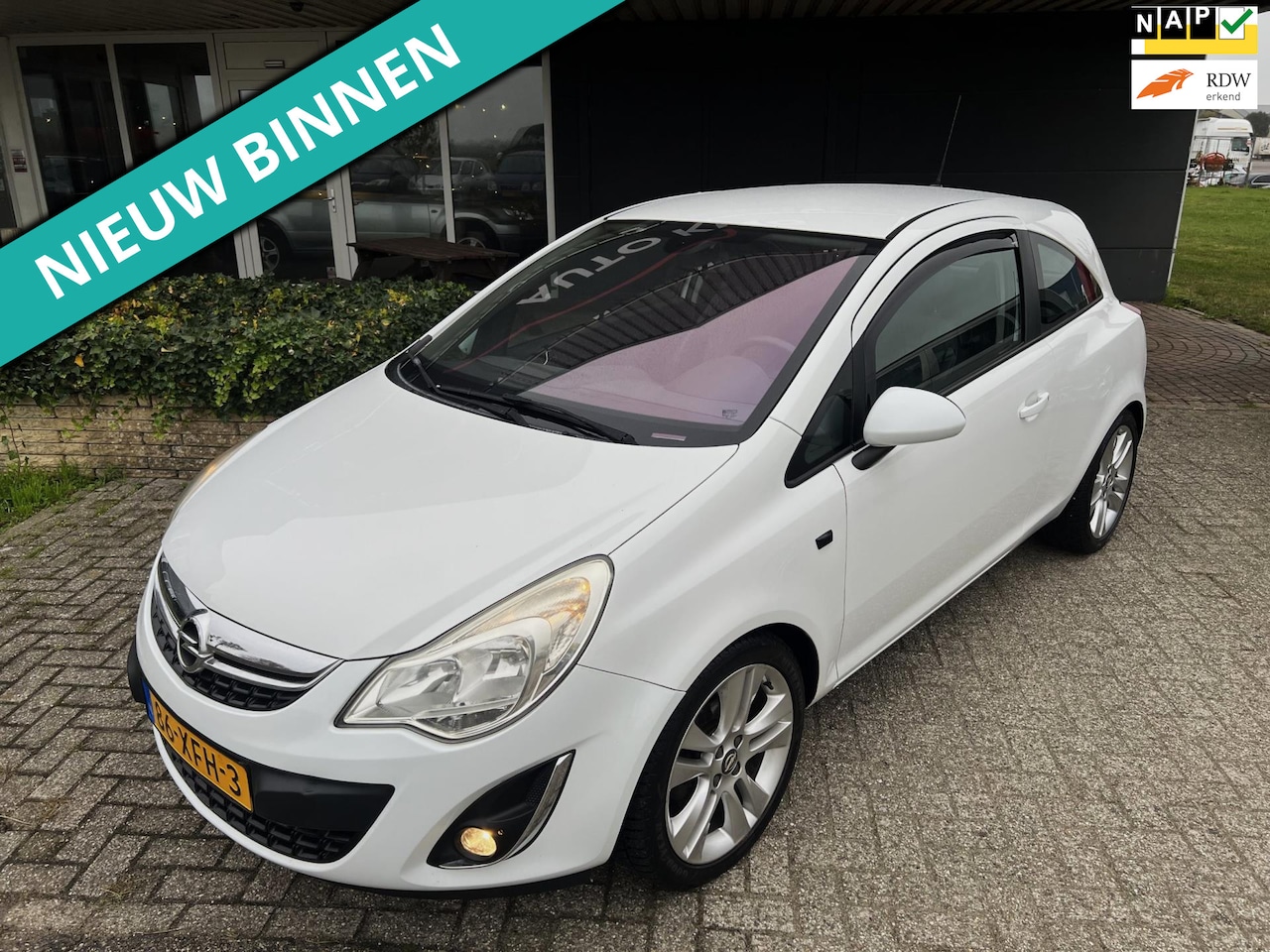 Opel Corsa - 1.4-16V Anniversary Edition AC/CRUISE/NAV/PDC APK+NAP - AutoWereld.nl