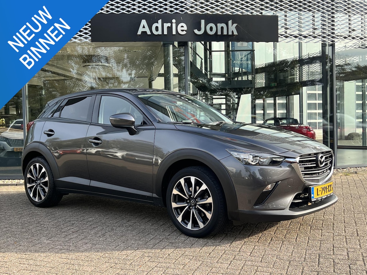 Mazda CX-3 - 2.0 SkyActiv-G 121 Sportive | TREKHAAK | STOELVERWARMING | 18"LM VELGEN | NAVIGATIE | CARP - AutoWereld.nl