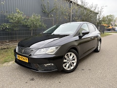 SEAT Leon - 1.0 EcoTSI Style Business Intense / AUTOMAAT / NAVI / CRUISE