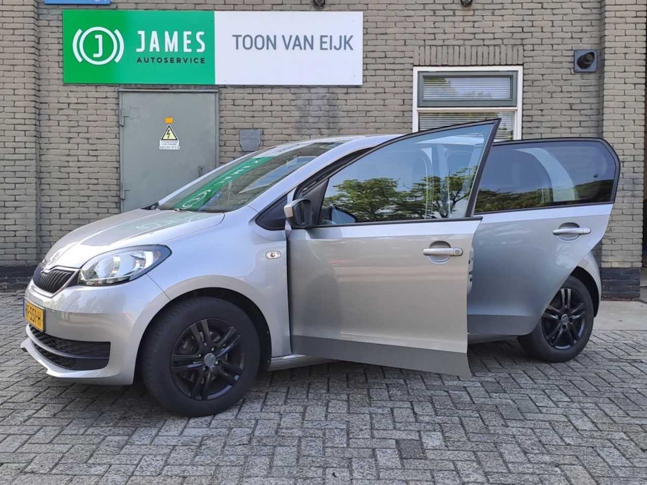 Skoda Citigo - Ambition -Airco -Crouse contr. - Deelbare achterbank - LM velgen - AutoWereld.nl