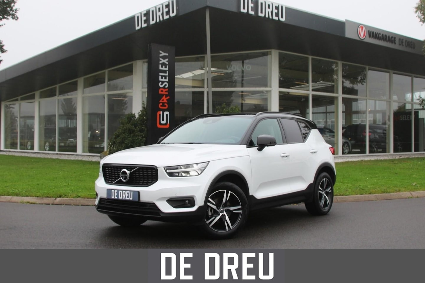 Volvo XC40 - 1.5 T3 R-Design | PANORAMA | CAMERA | H&K | LEDER - AutoWereld.nl