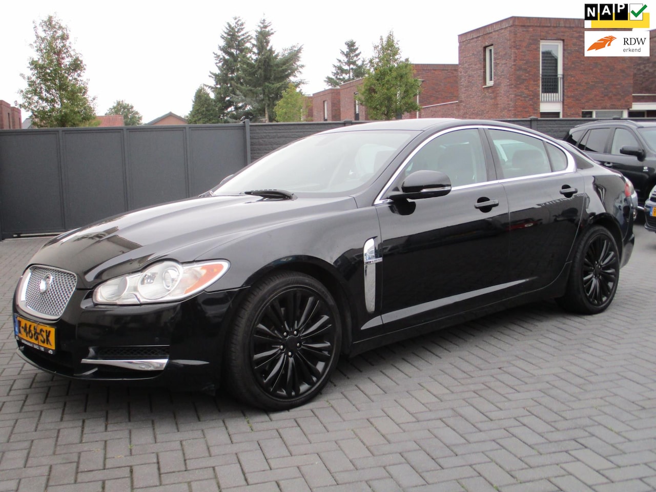 Jaguar XF - 3.0D V6 Grace Aut Leer Navi !! - AutoWereld.nl