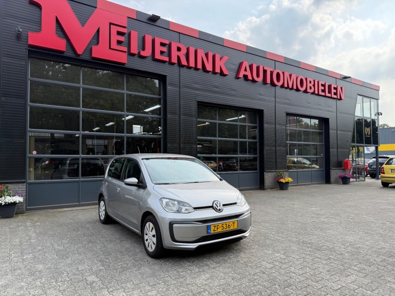 Volkswagen Up! - 1.0 BMT MOVE UP! BJ.2019 NAP!! WEINIG KM 5-DRS - AutoWereld.nl