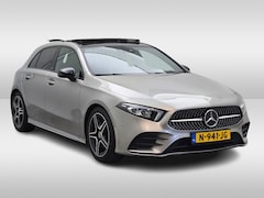 Mercedes-Benz A-klasse - 220 Premium Plus / Trekhaak / Panoramadak / Camera / Sfeerverlichting / Keyless / 18'' / L