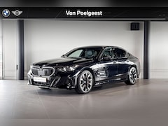 BMW 5-serie - Sedan 550e xDrive | M Sport Pro | Bowers & Wilkins | Glazen Panoramadak | Head-up Display