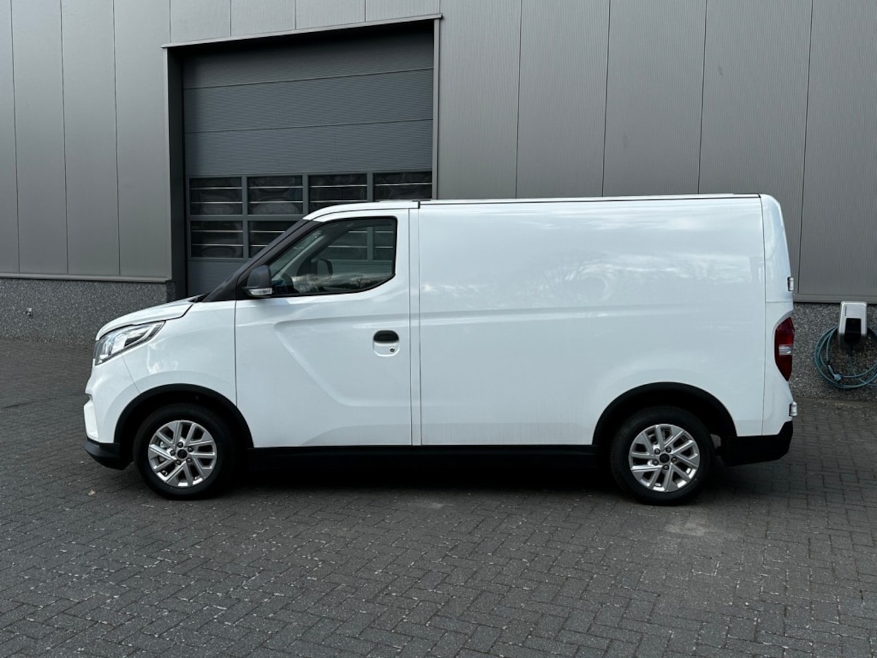 Maxus eDELIVER 3 - e-DELIVER 3 L1  SWB - AutoWereld.nl