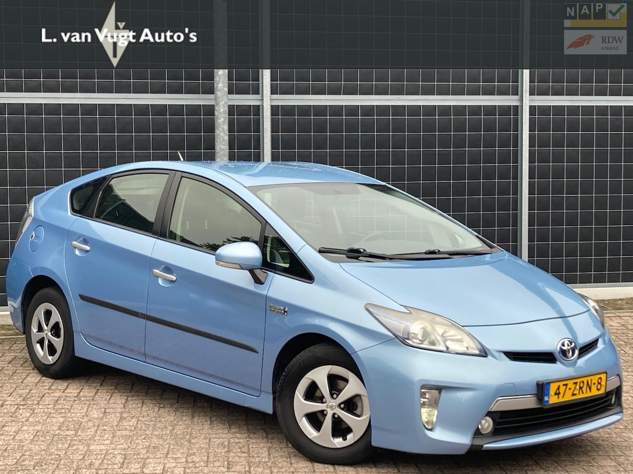 Toyota Prius - 1.8  Plug-in Aspiration 1.8 Plug-in Aspiration - AutoWereld.nl