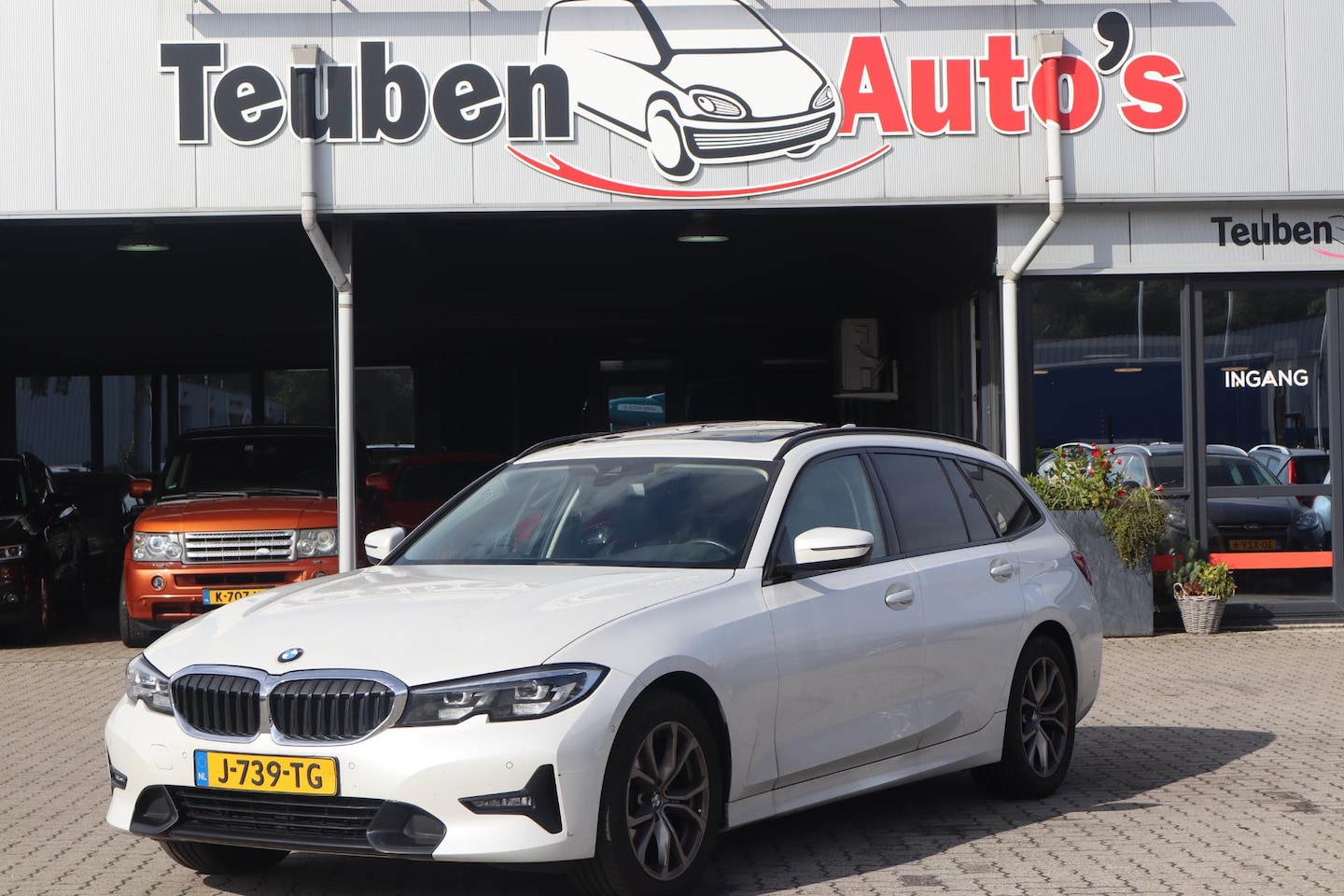 BMW 3-serie Touring - 320i Executive Edition Navigatie, Panoramadak, Apple Carplay, Camera, Cruise control - AutoWereld.nl