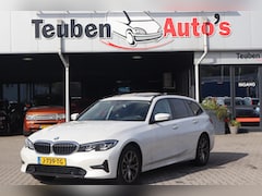 BMW 3-serie Touring - 320i Executive Edition Navigatie, Panoramadak, Apple Carplay, Camera, Cruise control