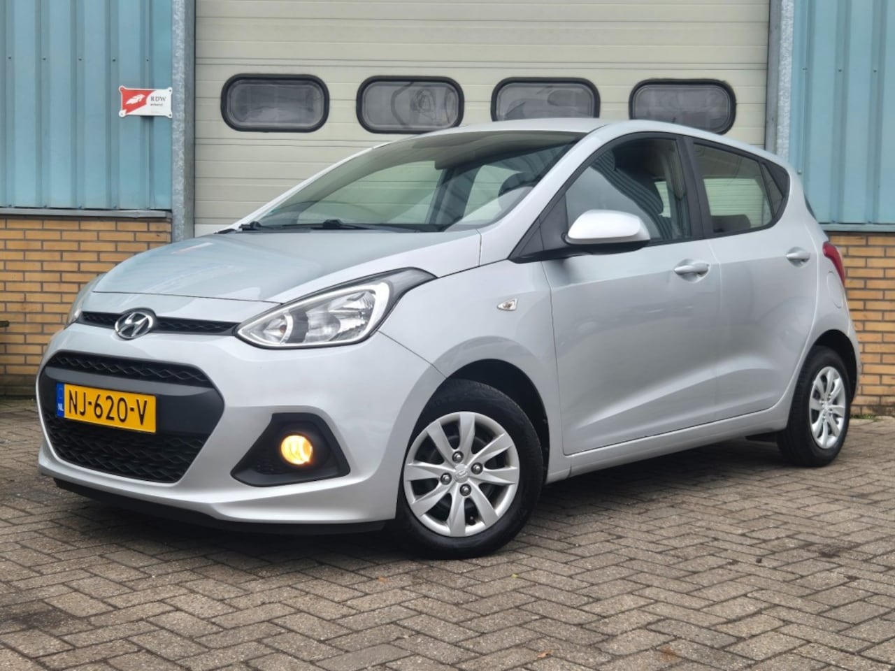 Hyundai i10 - 1.0i Comfort 1.0I COMFORT - AutoWereld.nl