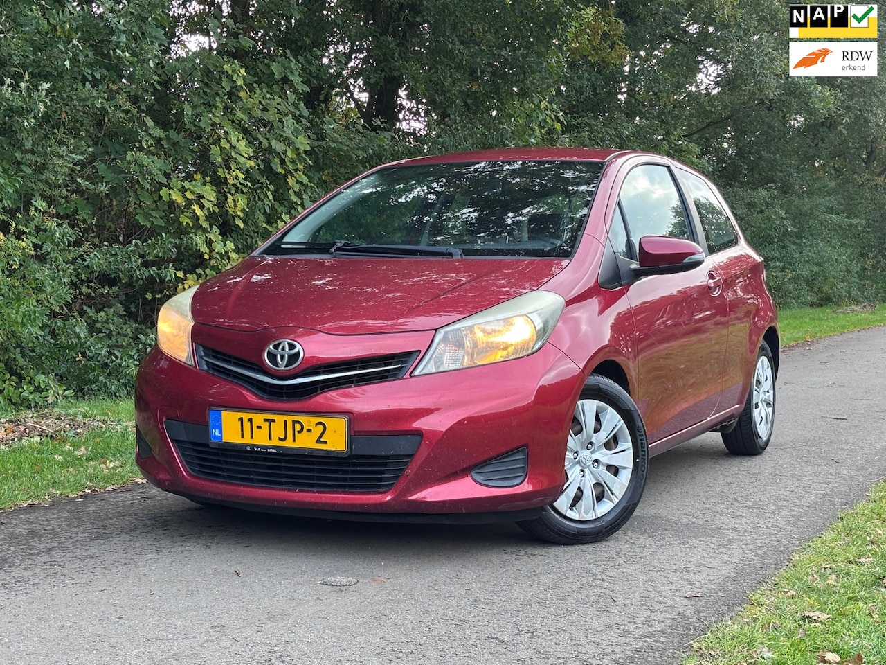 Toyota Yaris - 1.3 VVT-i Aspiration | Airco + Cruise Nu € 3.950,-! - AutoWereld.nl