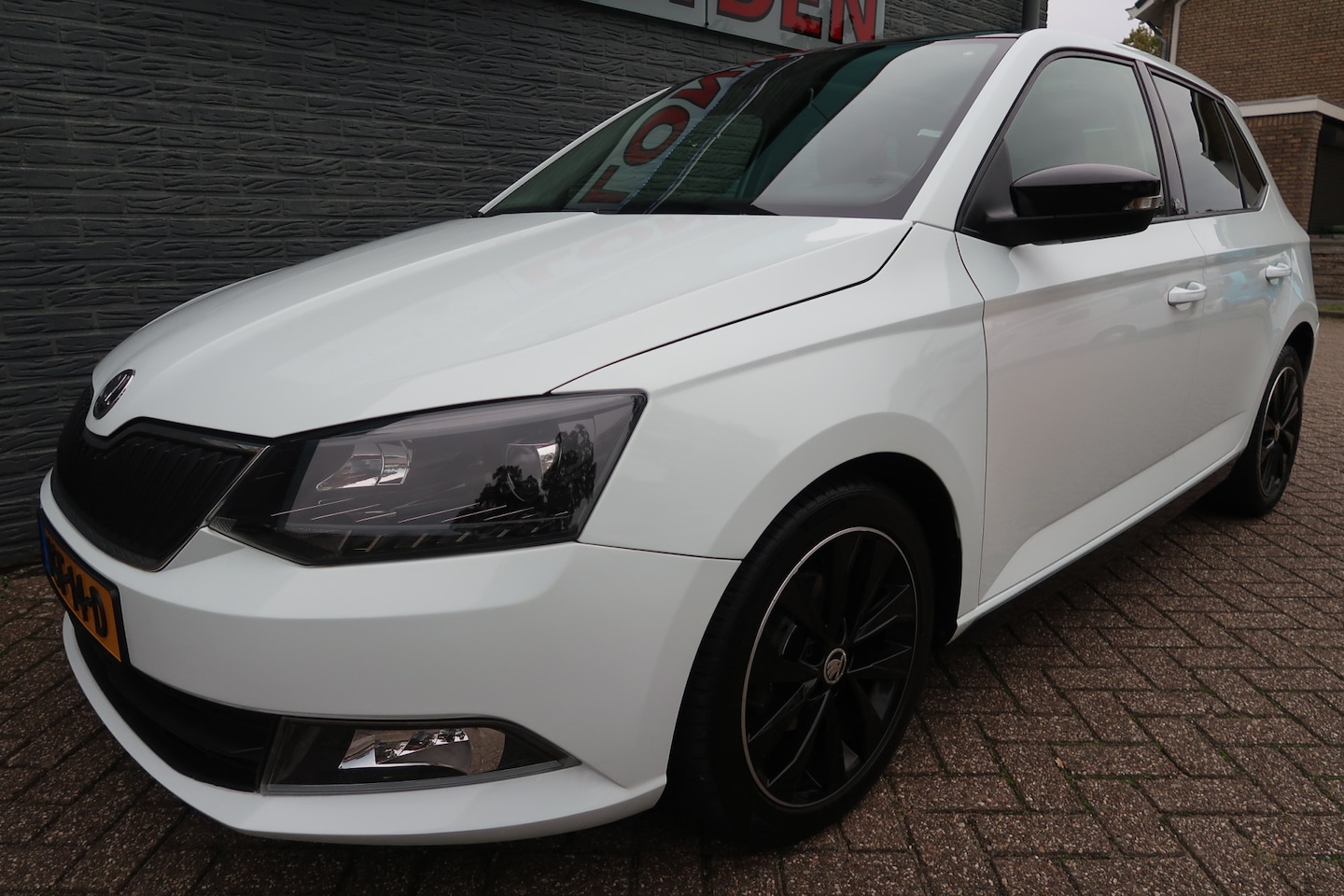 Skoda Fabia - 1.2 TSI Monte Carlo Speciale uitvoering - AutoWereld.nl
