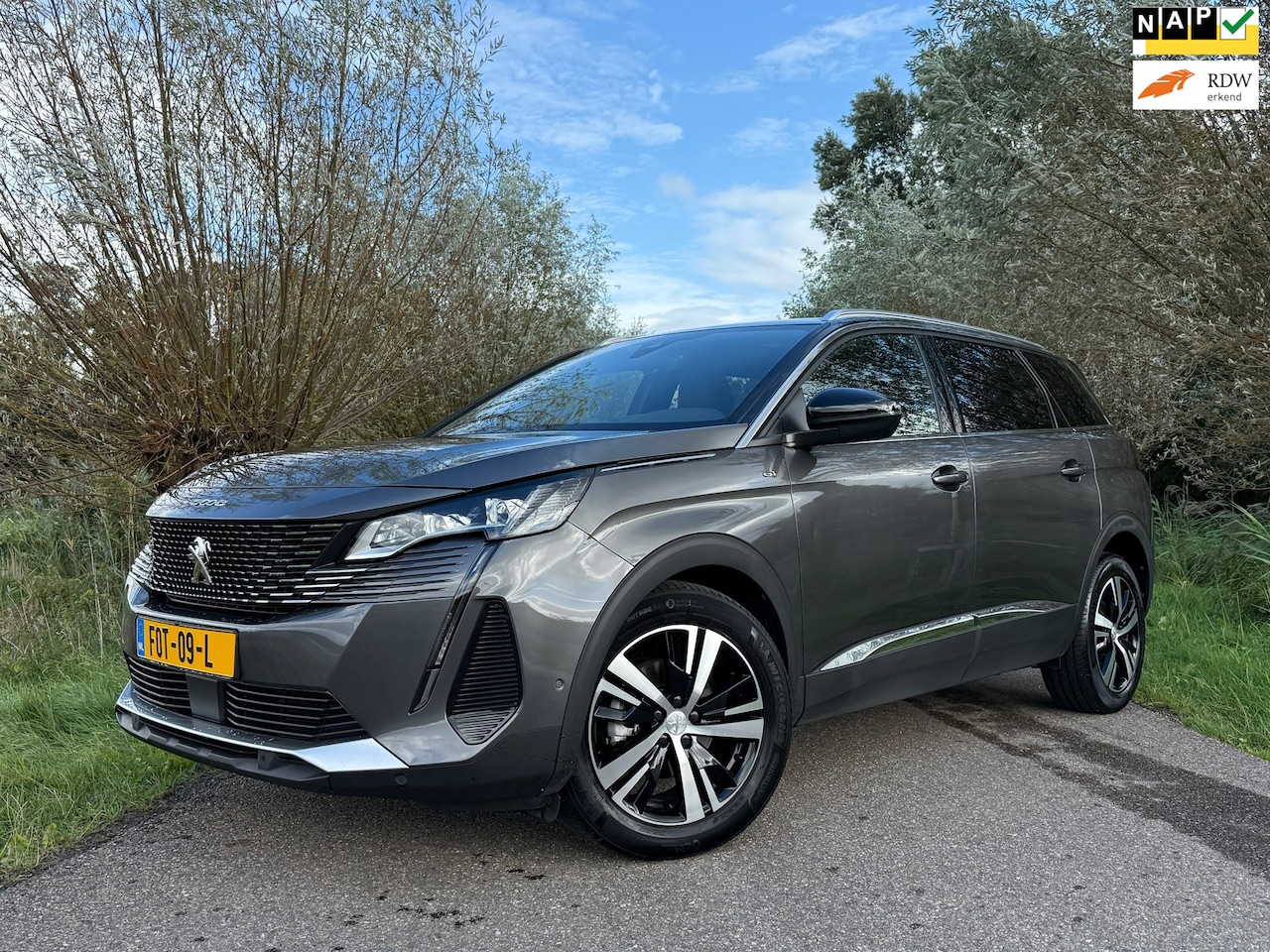 Peugeot 5008 - 1.2 PureTech GT-Line / Automaat / Panoramadak / 7 Persoons / 360 Camera / Elektrische klep - AutoWereld.nl