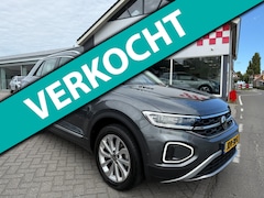 Volkswagen T-Roc - 1.5 TSI Style Automaat RIJKLAAR