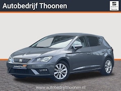SEAT Leon - 1.0 EcoTSI Style Business Intense | Trekhaak | Apple CarPlay | Keyless | Climate