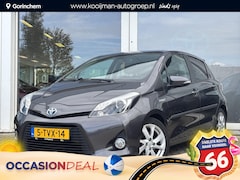 Toyota Yaris - 1.5 Hybrid Dynamic | Panoramadak | Trekhaak voor fietsendrager | Half leder | Keyless star