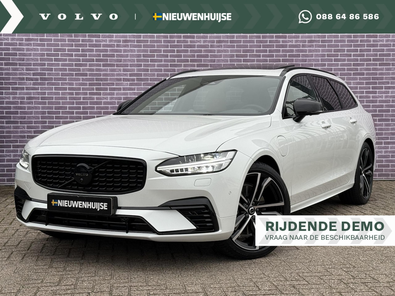 Volvo V90 - 2.0 T8 Plug-in hybrid AWD Ultra Executive Edition | Polestar Engineerd | Trekhaak | Luchtv - AutoWereld.nl